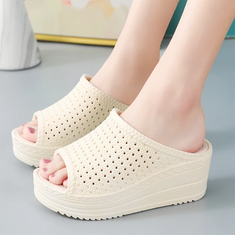Sandales compensées de qualité PVC 2024 - image de produit 7